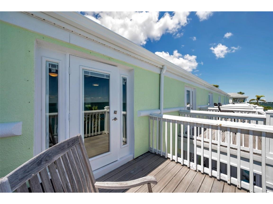 4768 Coquina Key Drive SE Saint Petersburg FL 33705 TB8375137 image36