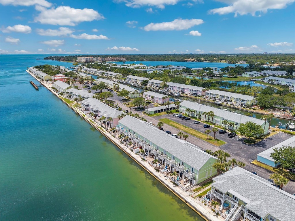 4768 Coquina Key Drive SE Saint Petersburg FL 33705 TB8375137 image61