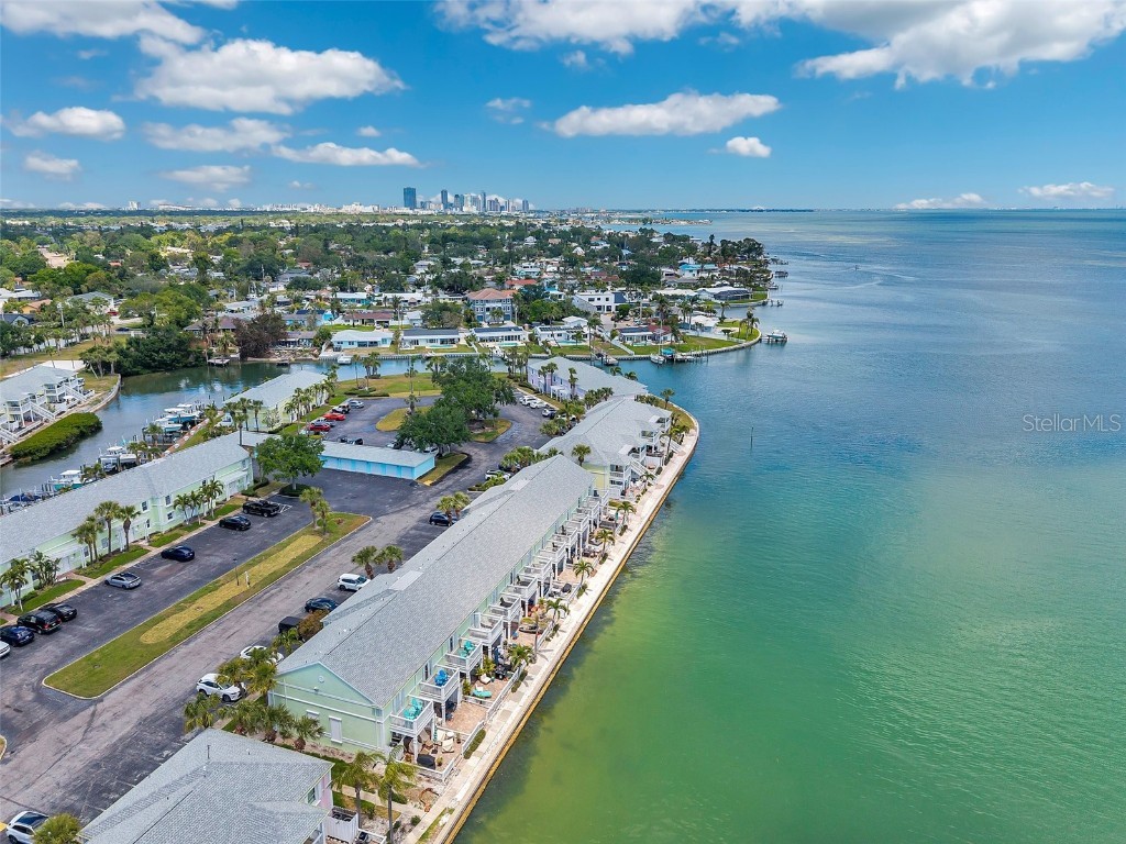 4768 Coquina Key Drive SE Saint Petersburg FL 33705 TB8375137 image63