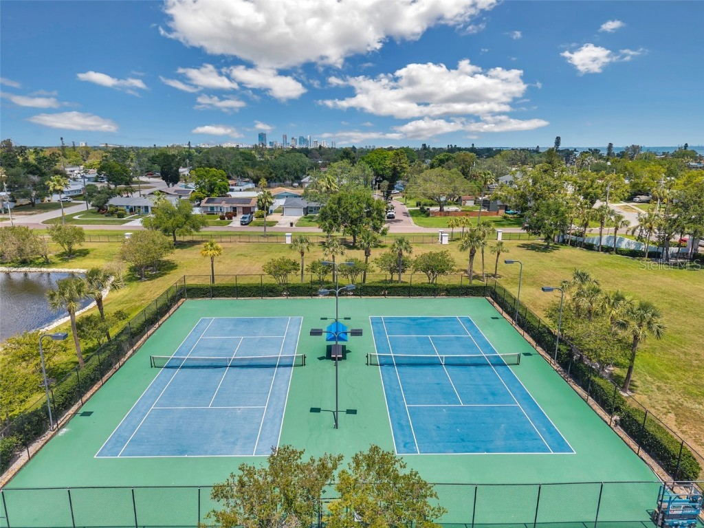 4768 Coquina Key Drive SE Saint Petersburg FL 33705 TB8375137 image65