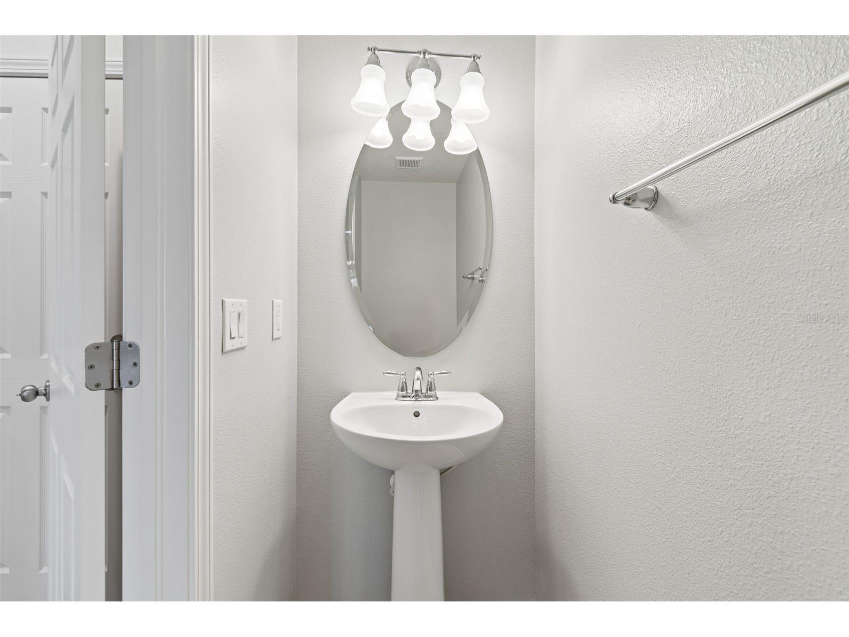 4768 White Sanderling Court Tampa FL 33619 TB8506552 image10