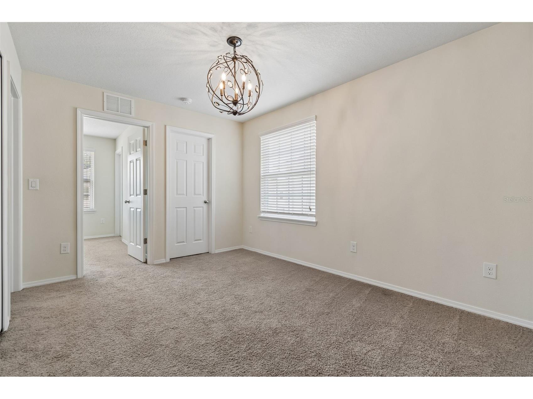 4768 White Sanderling Court Tampa FL 33619 TB8506552 image11