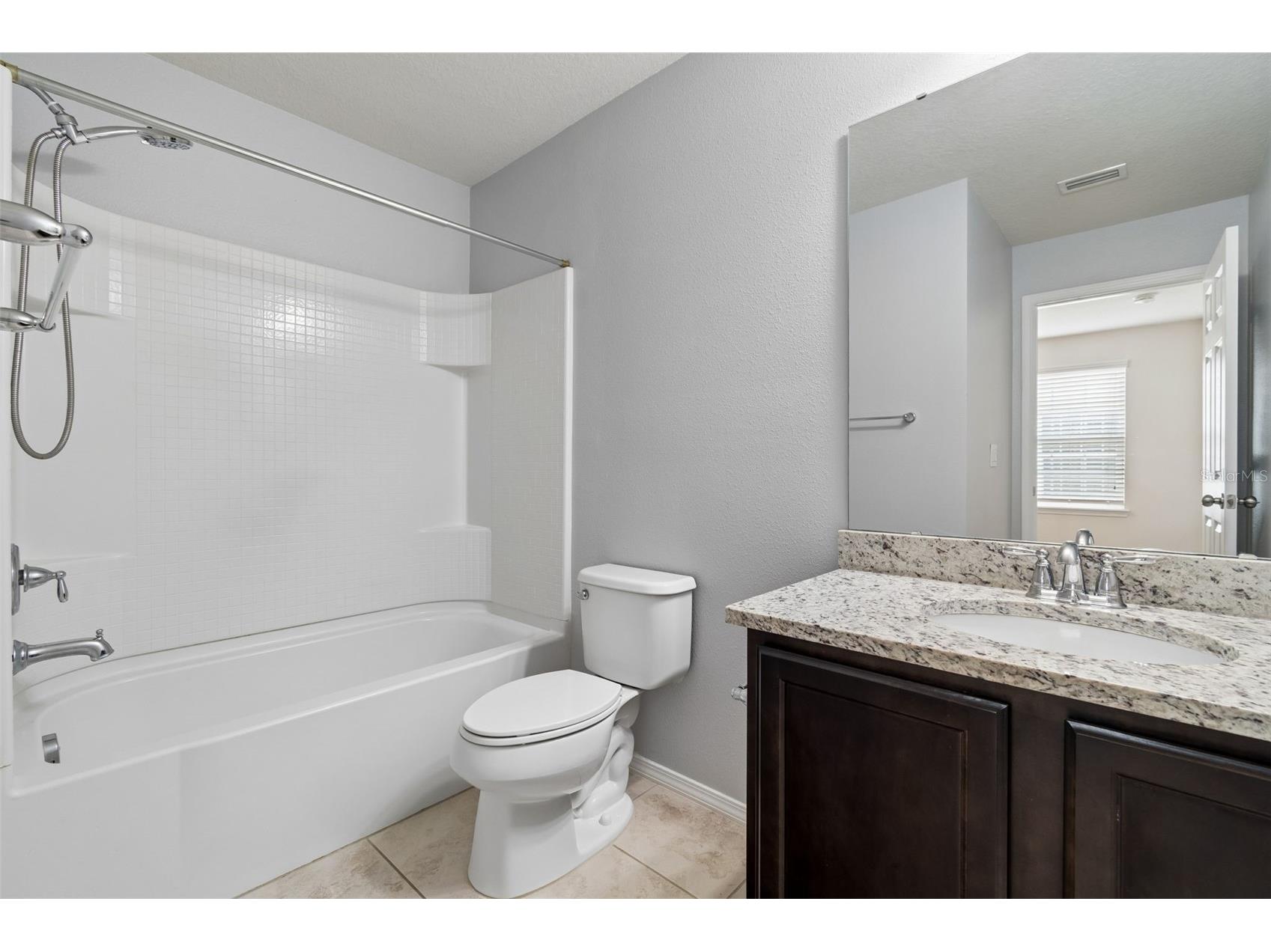 4768 White Sanderling Court Tampa FL 33619 TB8506552 image18