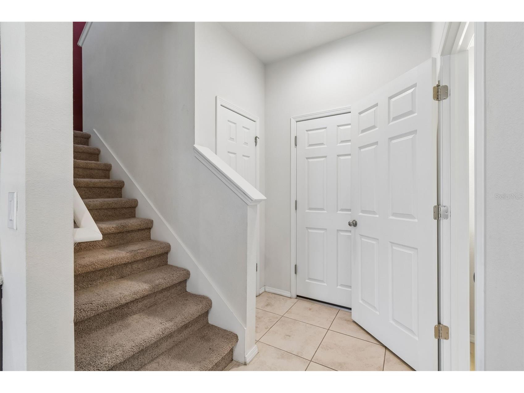 4768 White Sanderling Court Tampa FL 33619 TB8506552 image3