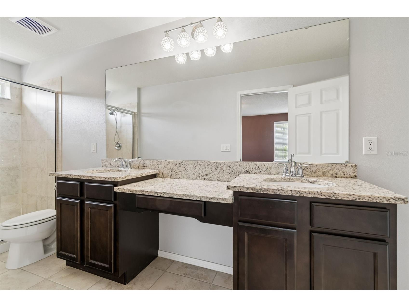 4768 White Sanderling Court Tampa FL 33619 TB8506552 image31
