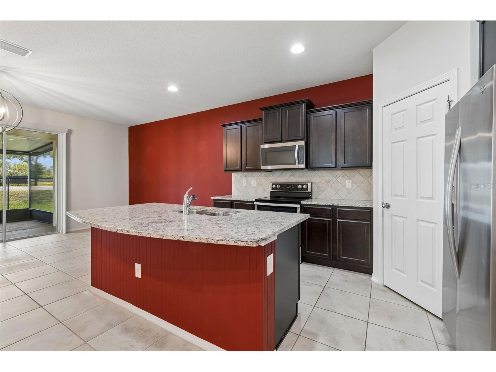 4768 White Sanderling Court Tampa FL 33619 TB8506552 image5