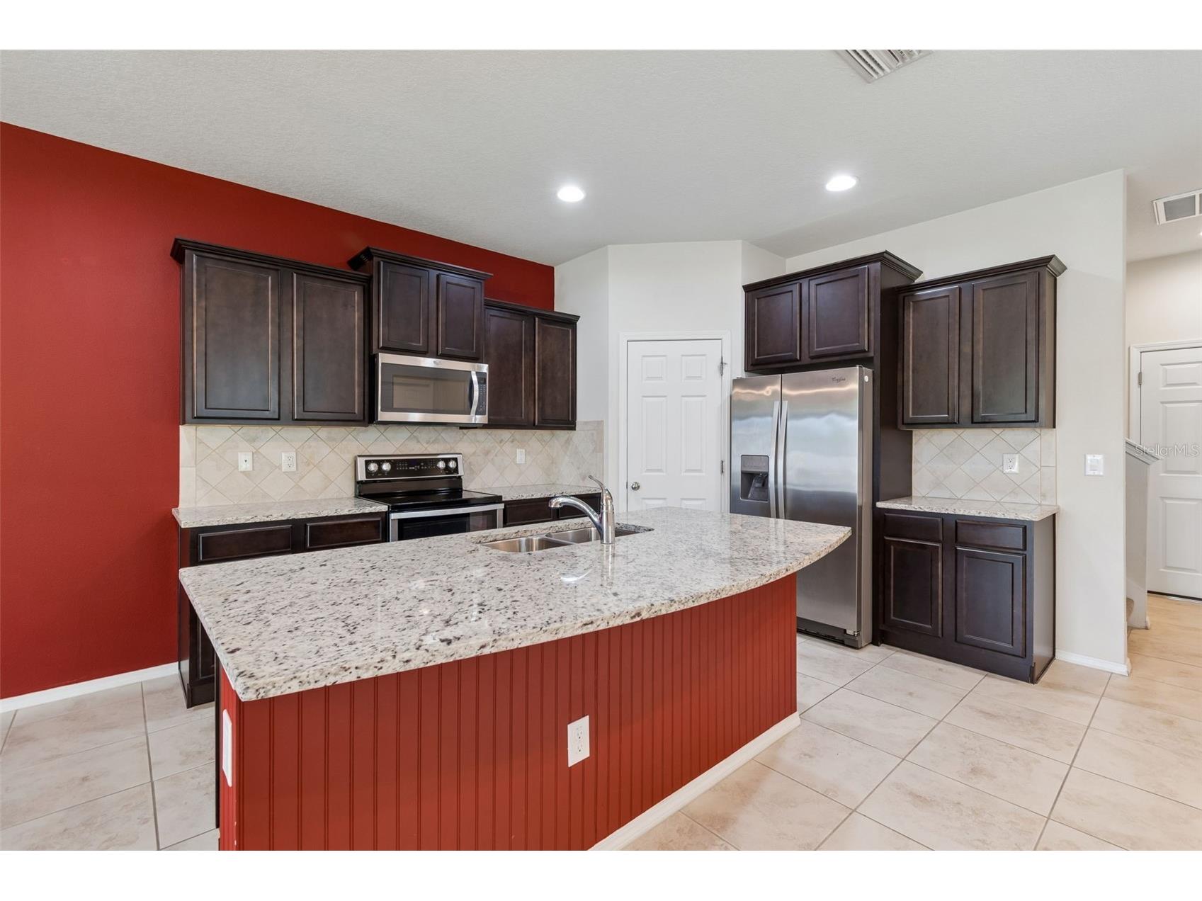 4768 White Sanderling Court Tampa FL 33619 TB8506552 image6