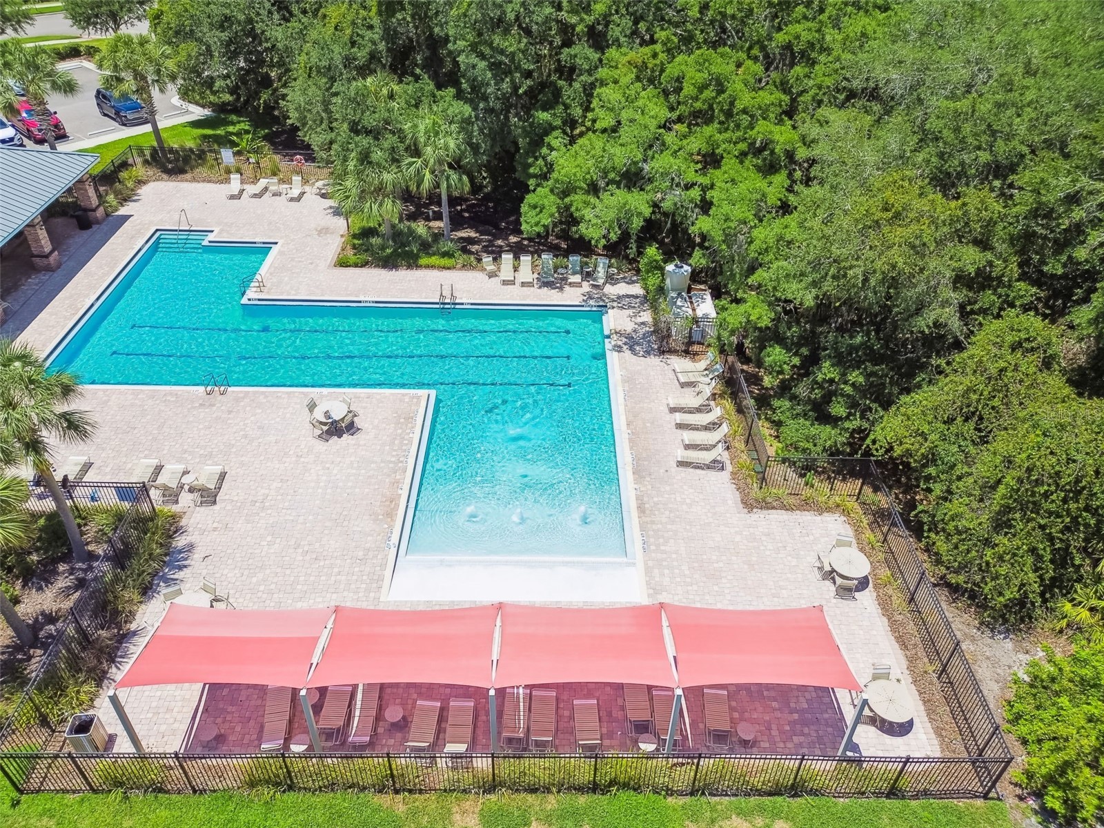 4768 White Sanderling Court Tampa FL 33619 TB8506552 image64