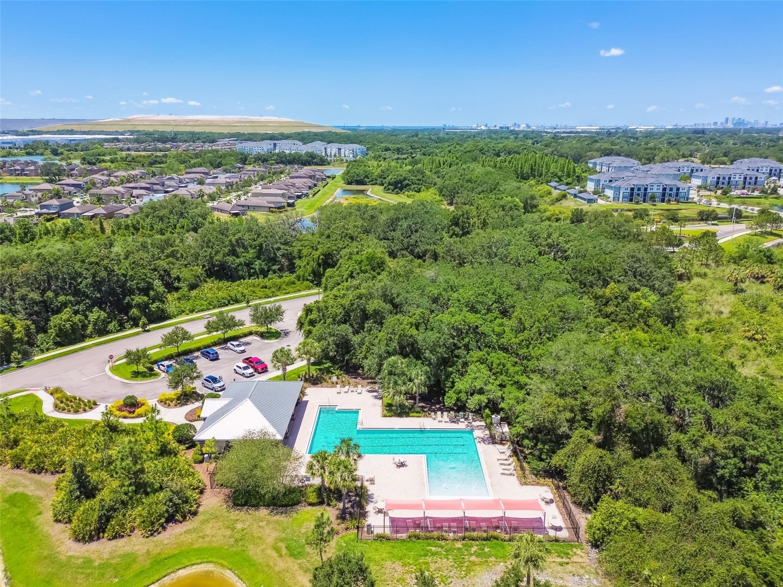 4768 White Sanderling Court Tampa FL 33619 TB8506552 image70