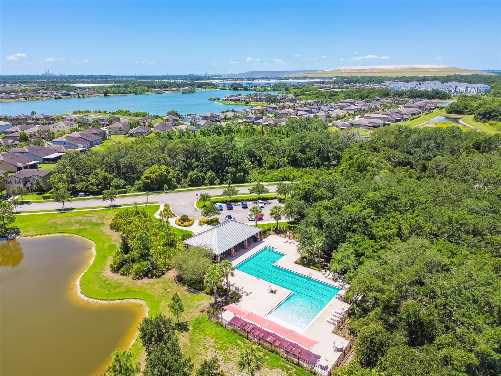 4768 White Sanderling Court Tampa FL 33619 TB8506552 image71