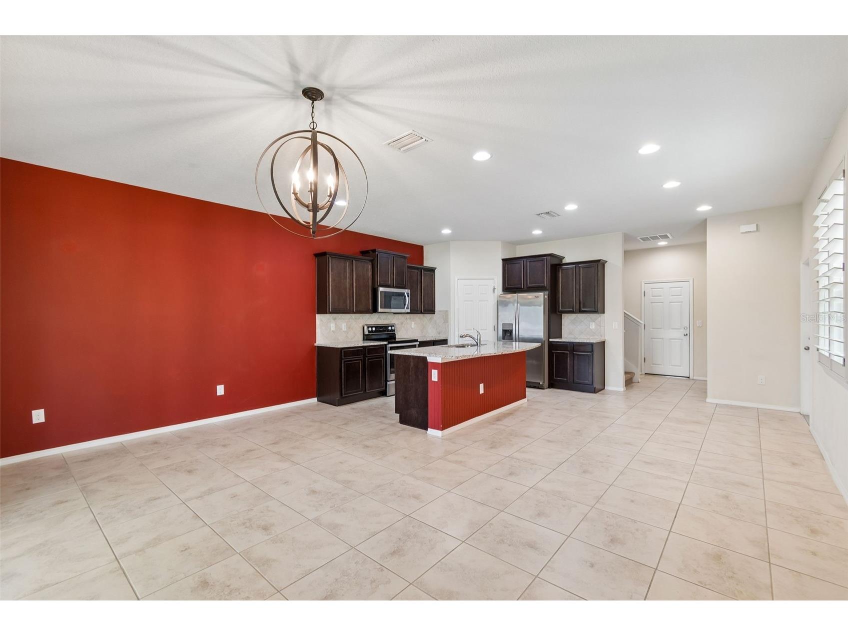 4768 White Sanderling Court Tampa FL 33619 TB8506552 image9
