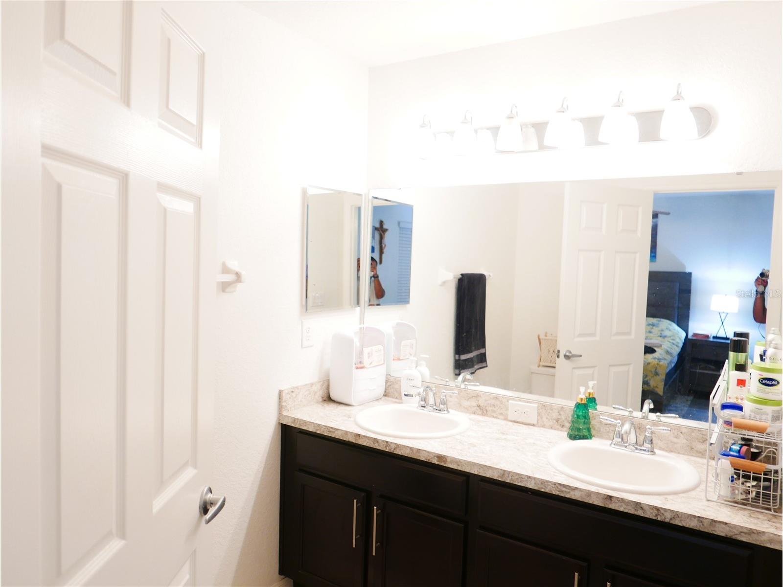 4769 Vignette Way Sarasota FL 34240 O6392637 image16