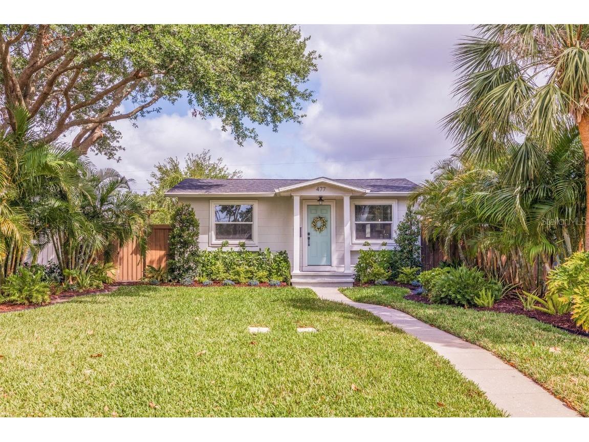 477 44th Avenue N Saint Petersburg FL 33703 TB8370879 image1