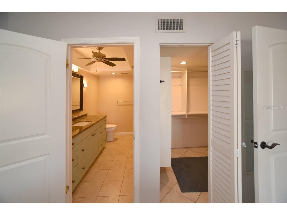 4770 Brittany Drive S #16 Saint Petersburg FL 33715 TB8448332 image11