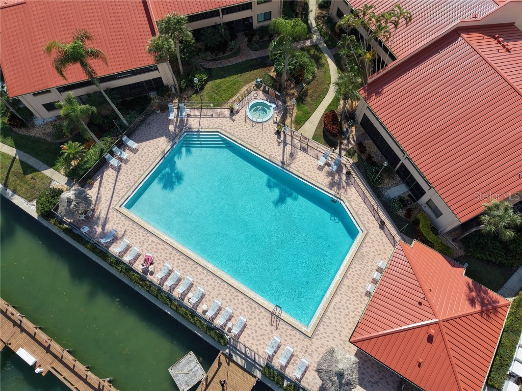 4770 Brittany Drive S #16 Saint Petersburg FL 33715 TB8448332 image56