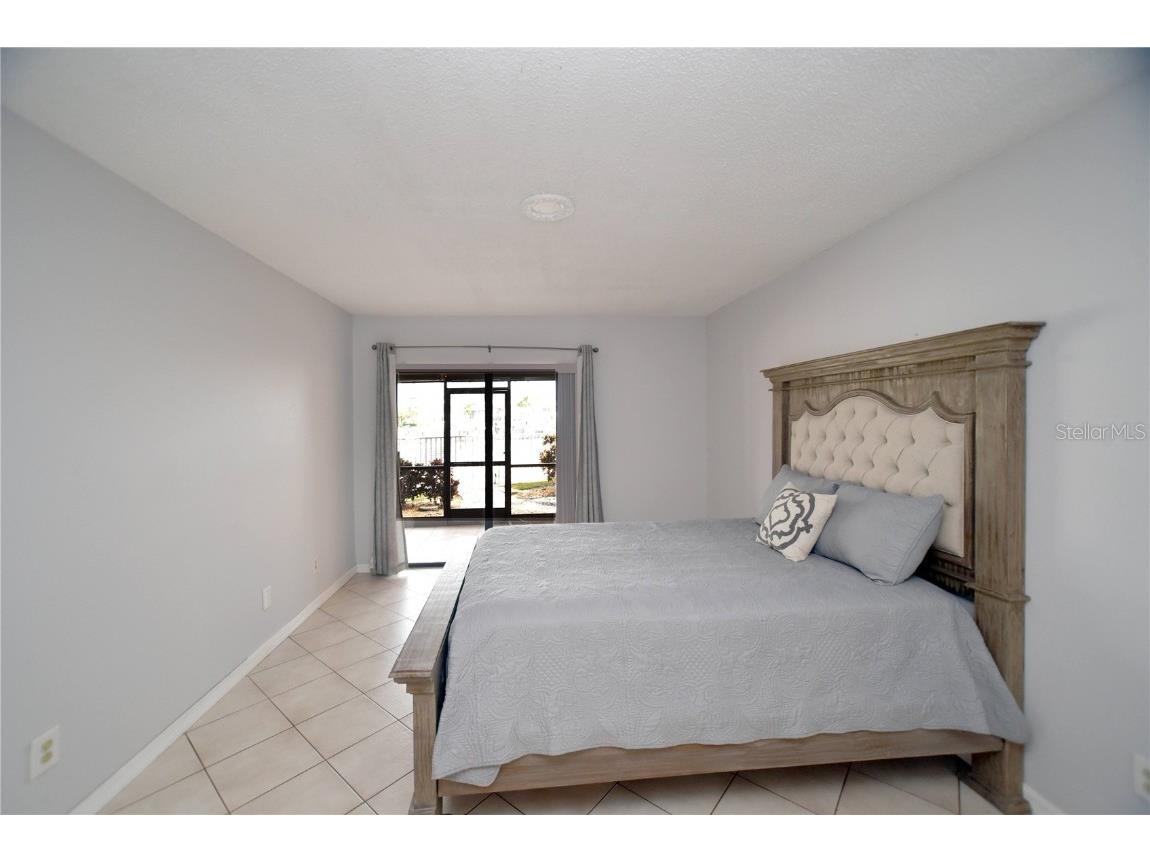 4770 Brittany Drive S #16 Saint Petersburg FL 33715 TB8448332 image6