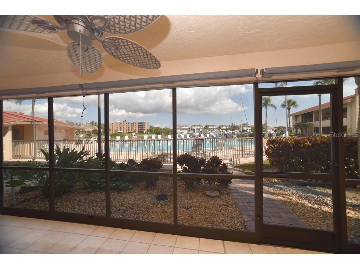 4770 Brittany Drive S #16 Saint Petersburg FL 33715 TB8448332 image74