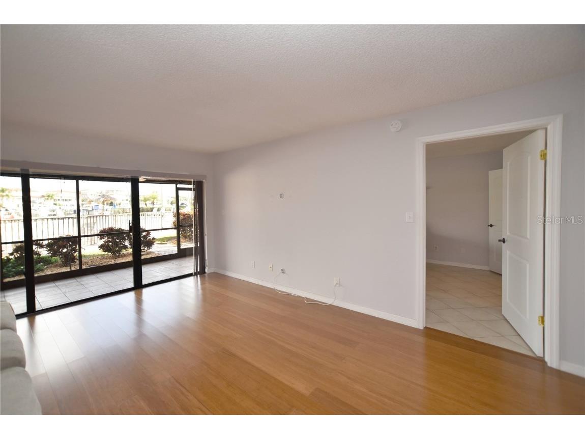 4770 Brittany Drive S #16 Saint Petersburg FL 33715 TB8448332 image78