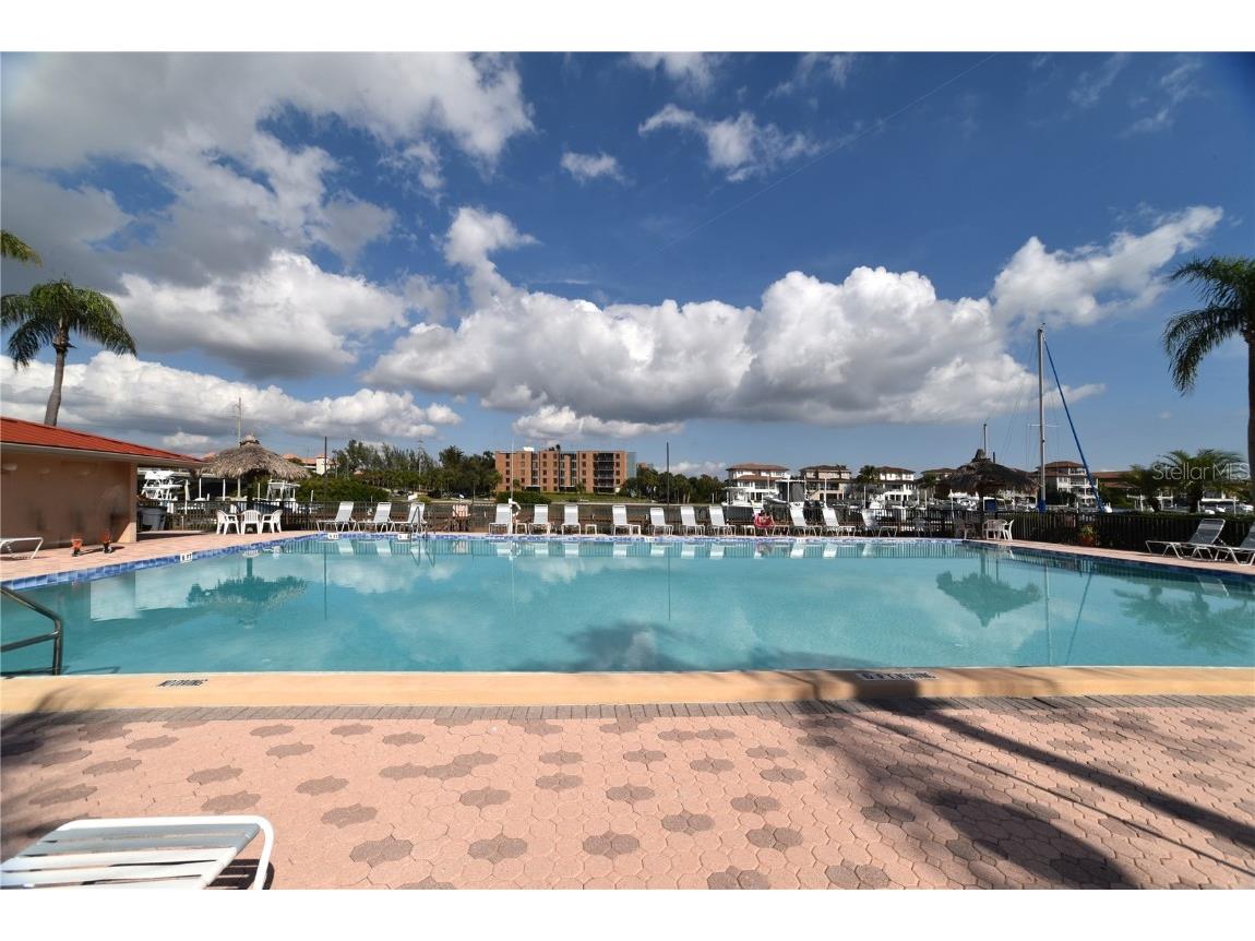 4770 Brittany Drive S #16 Saint Petersburg FL 33715 TB8448332 image82