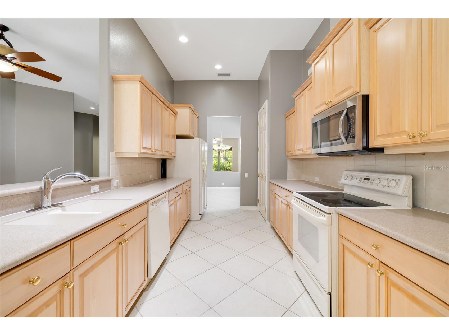 4770 Mainsail Drive Bradenton FL 34208 - MANATEE RIVER A4695766 image24