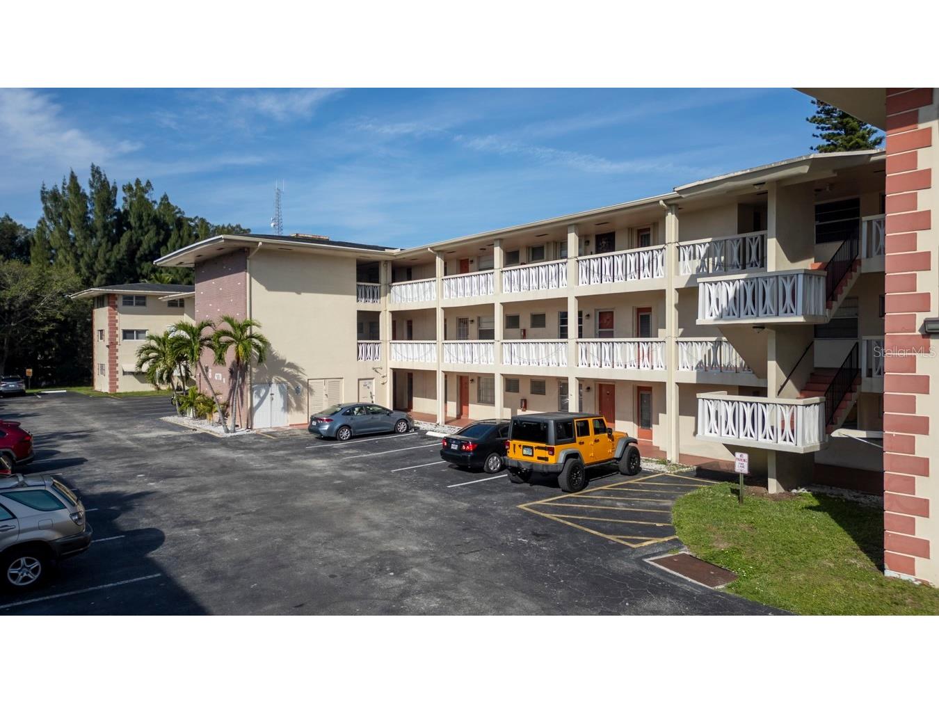 4770 NW 10th Court #106 Plantation FL 33313 O6368131 image1