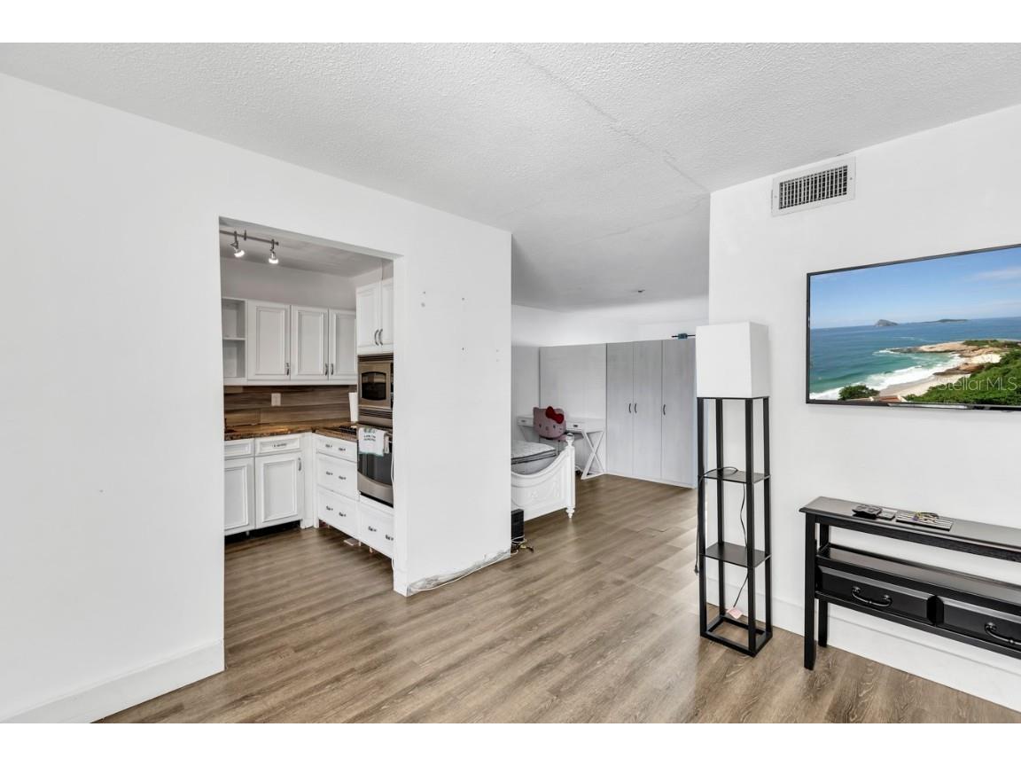 4770 NW 10th Court #106 Plantation FL 33313 O6368131 image4