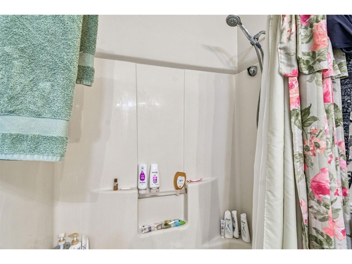 4770 Silver Circle Zephyrhills FL 33541 TB8447956 image3