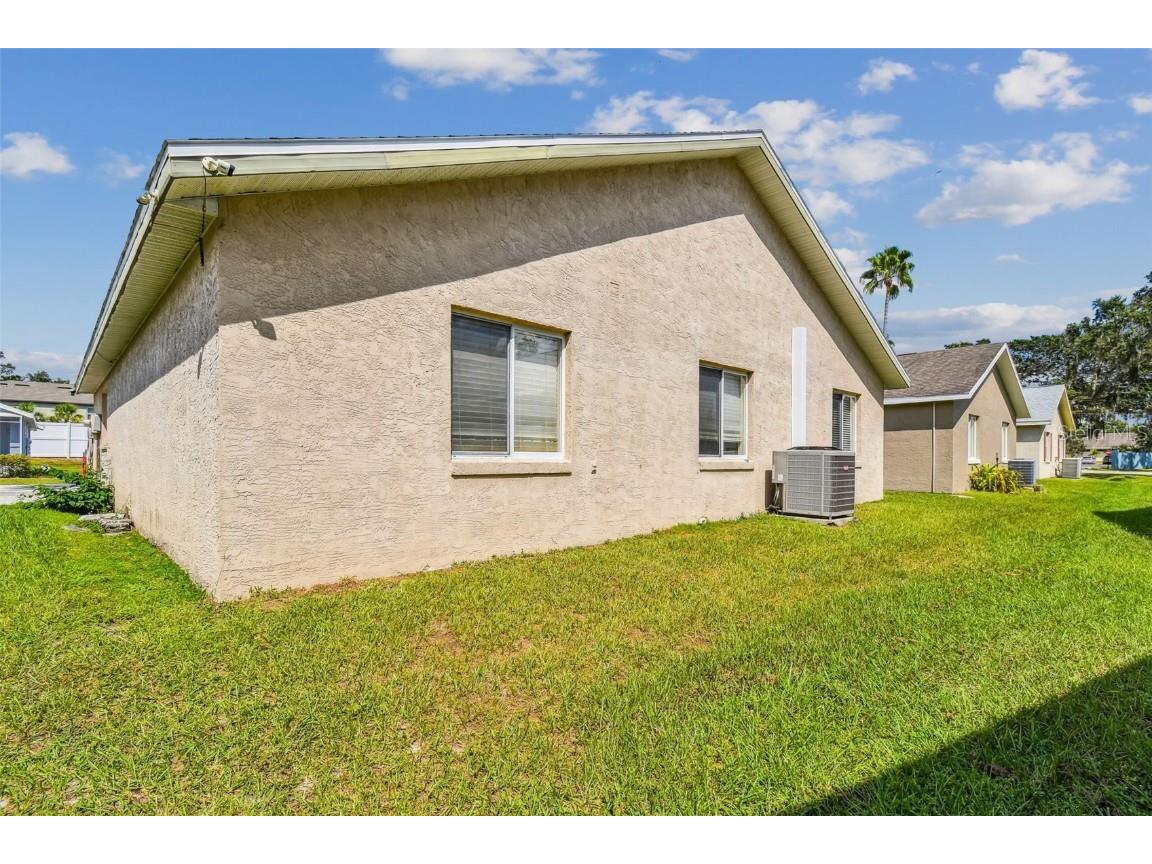 4770 Silver Circle Zephyrhills FL 33541 TB8447956 image38