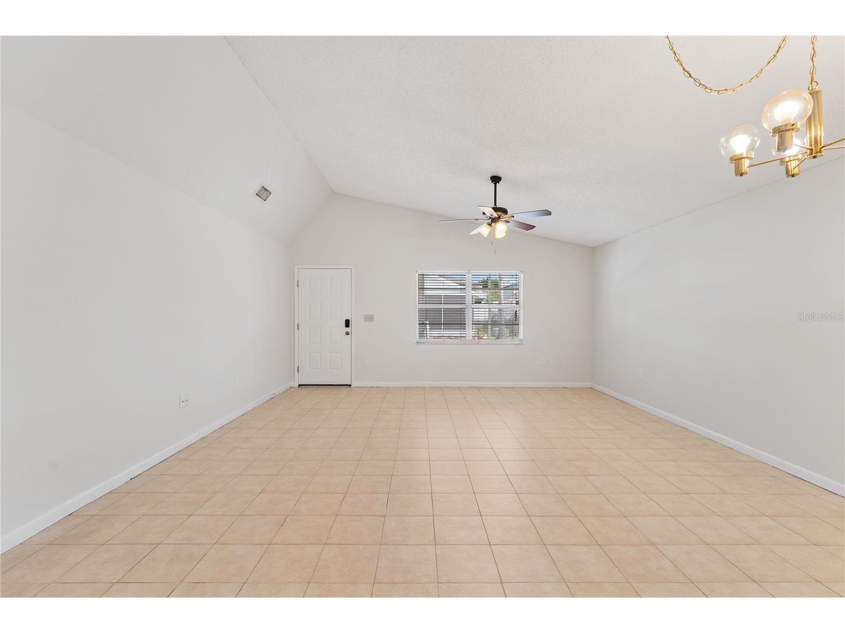 4770 Silver Circle Zephyrhills FL 33541 TB8490689 image8