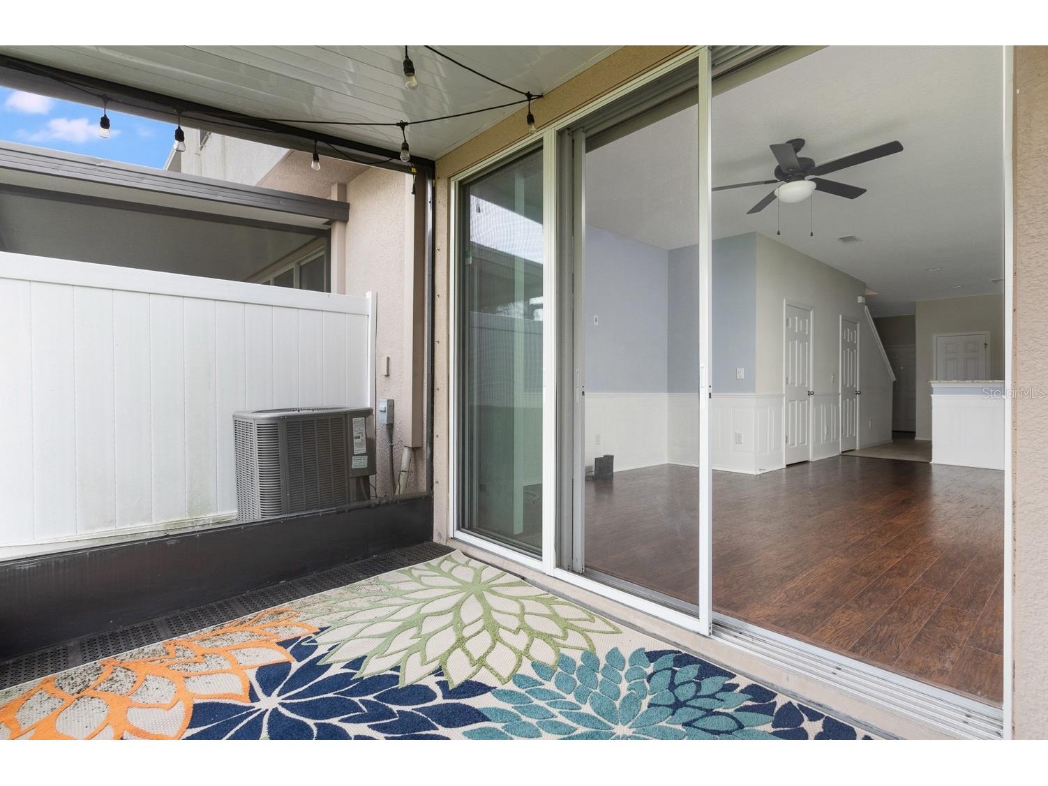 4770 White Sanderling Court Tampa FL 33619 TB8526523 image15