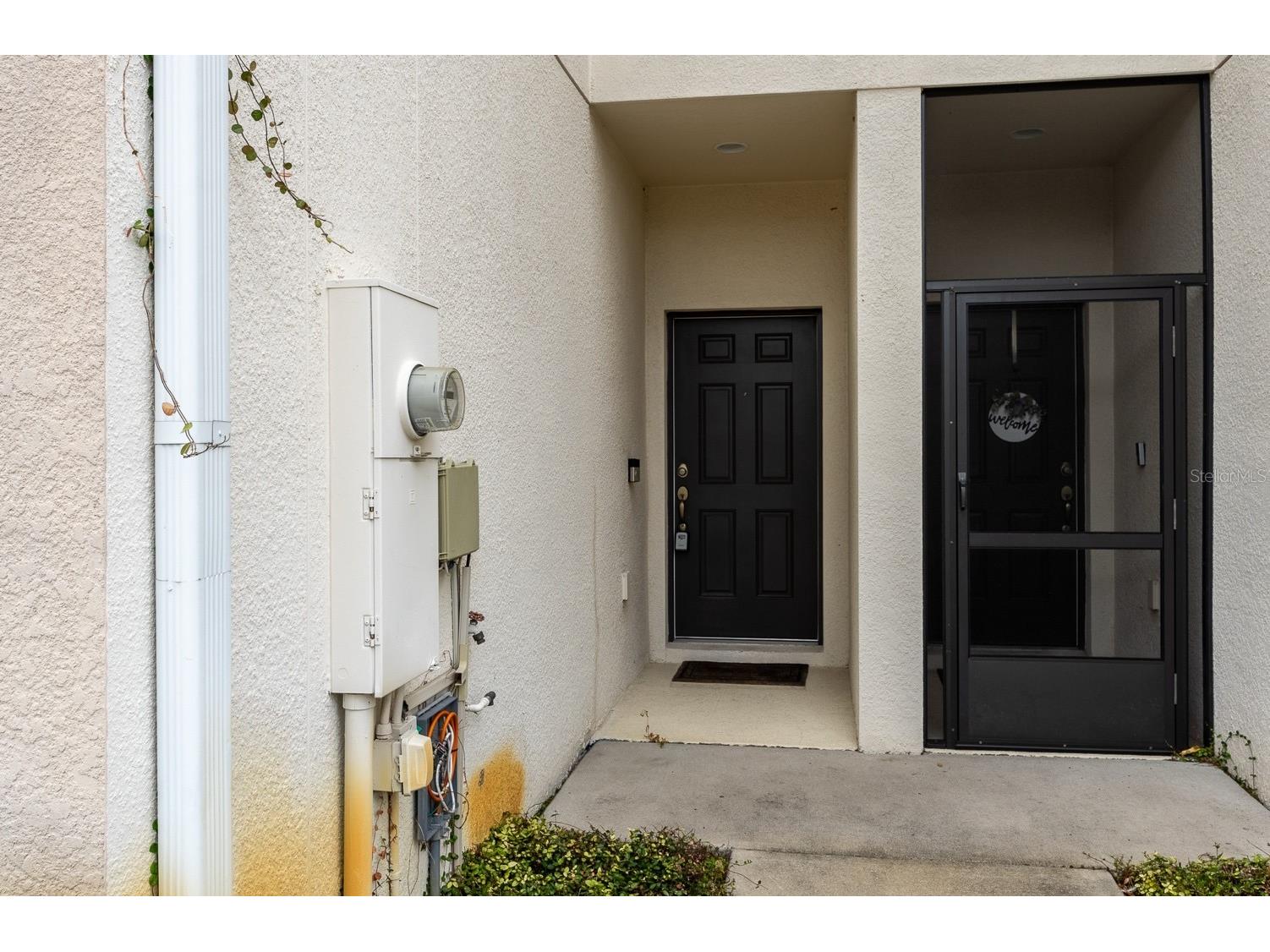 4770 White Sanderling Court Tampa FL 33619 TB8526523 image4