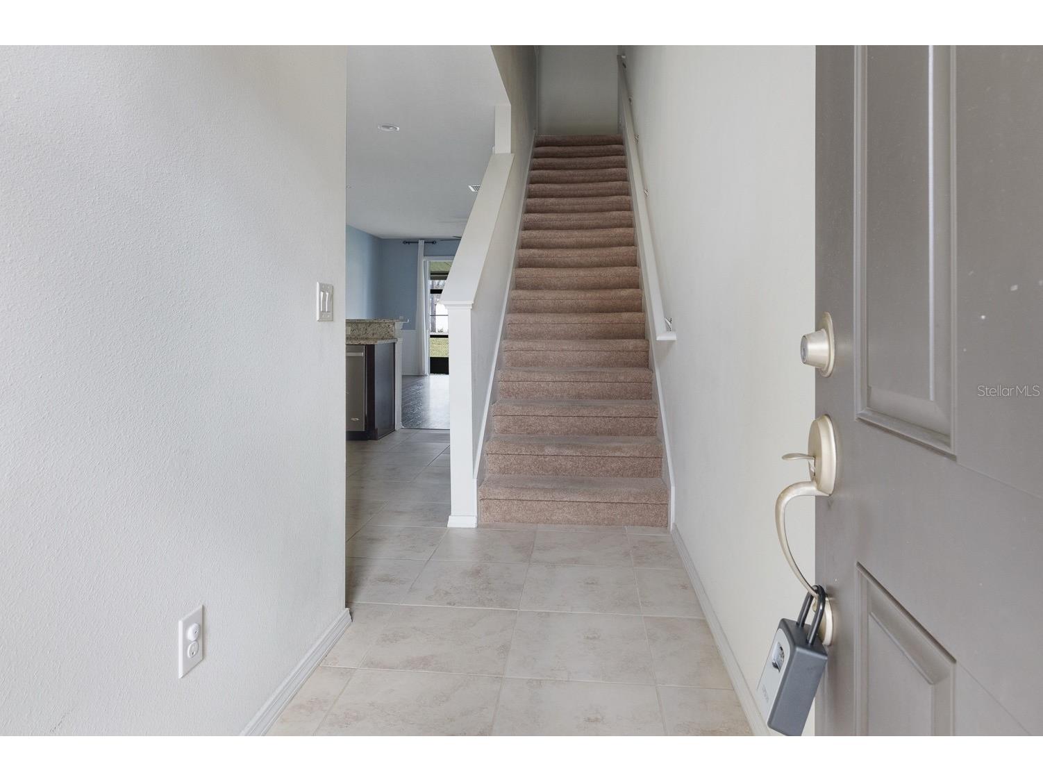 4770 White Sanderling Court Tampa FL 33619 TB8526523 image5