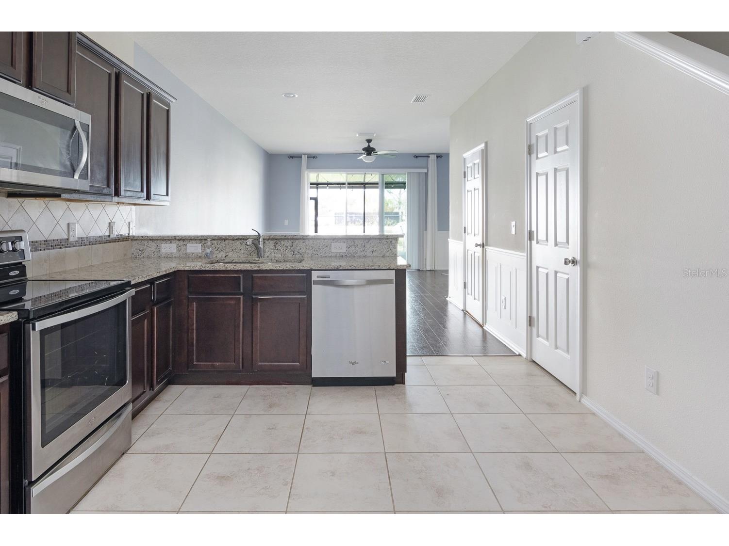 4770 White Sanderling Court Tampa FL 33619 TB8526523 image6
