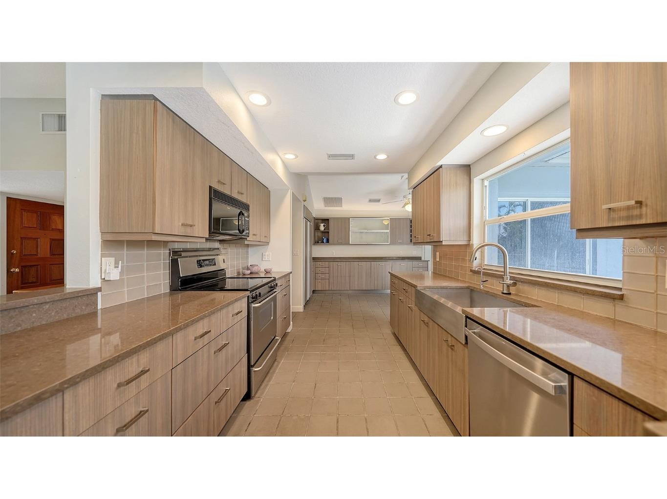 4771 Riverwood Circle Sarasota FL 34231 - PHILLIPPI CREEK A4654424 image10