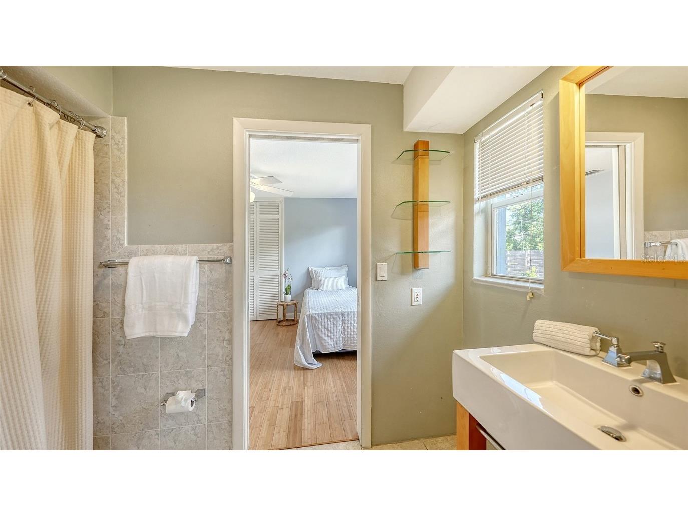 4771 Riverwood Circle Sarasota FL 34231 - PHILLIPPI CREEK A4654424 image19