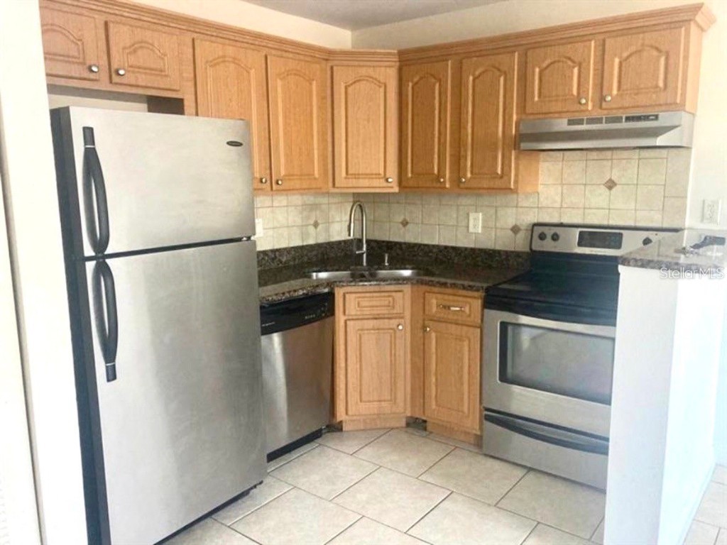 4772 Walden Circle #11 Orlando FL 32811 O6361965 image3