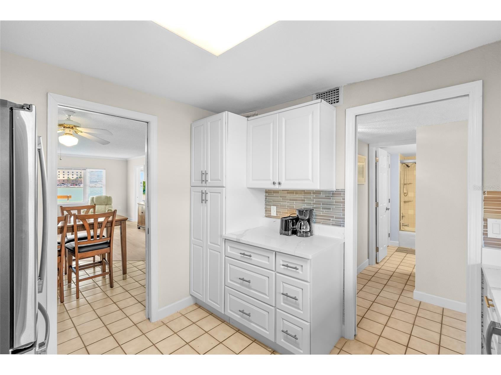 4775 Cove Cir Circle N #104 Saint Petersburg FL 33708 TB8501136 image10