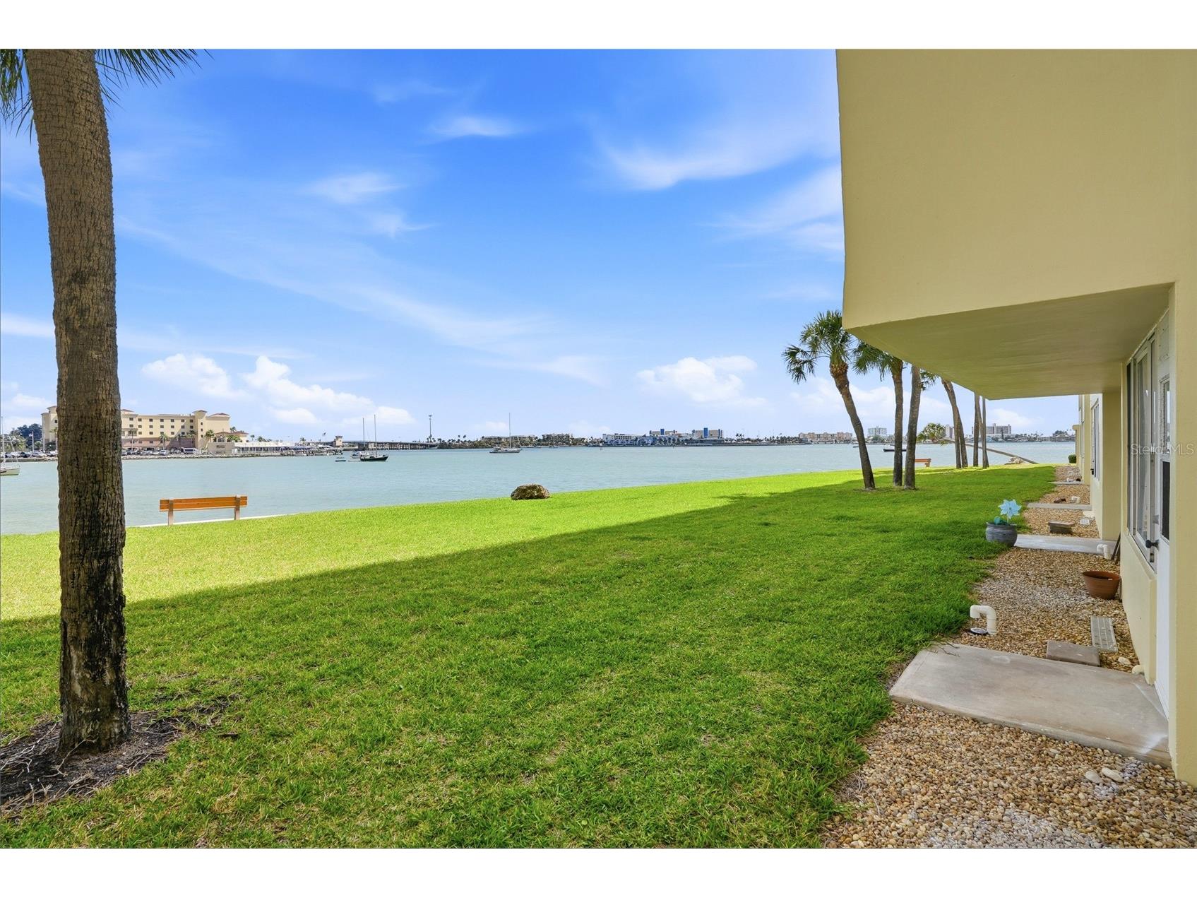4775 Cove Cir Circle N #104 Saint Petersburg FL 33708 TB8501136 image28