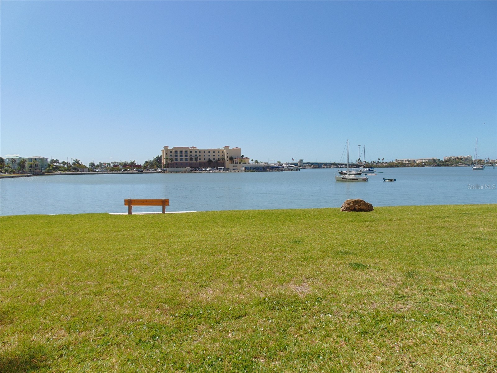 4775 Cove Cir Circle N #104 Saint Petersburg FL 33708 TB8501136 image4