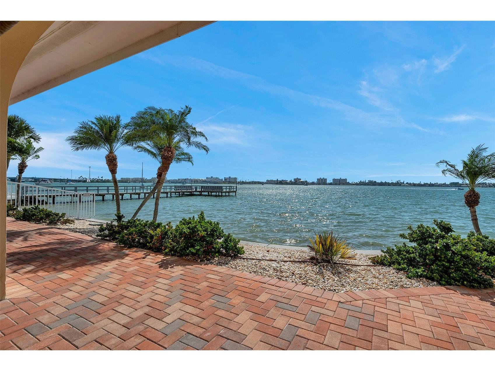 4775 Cove Cir Circle N #104 Saint Petersburg FL 33708 TB8501136 image42