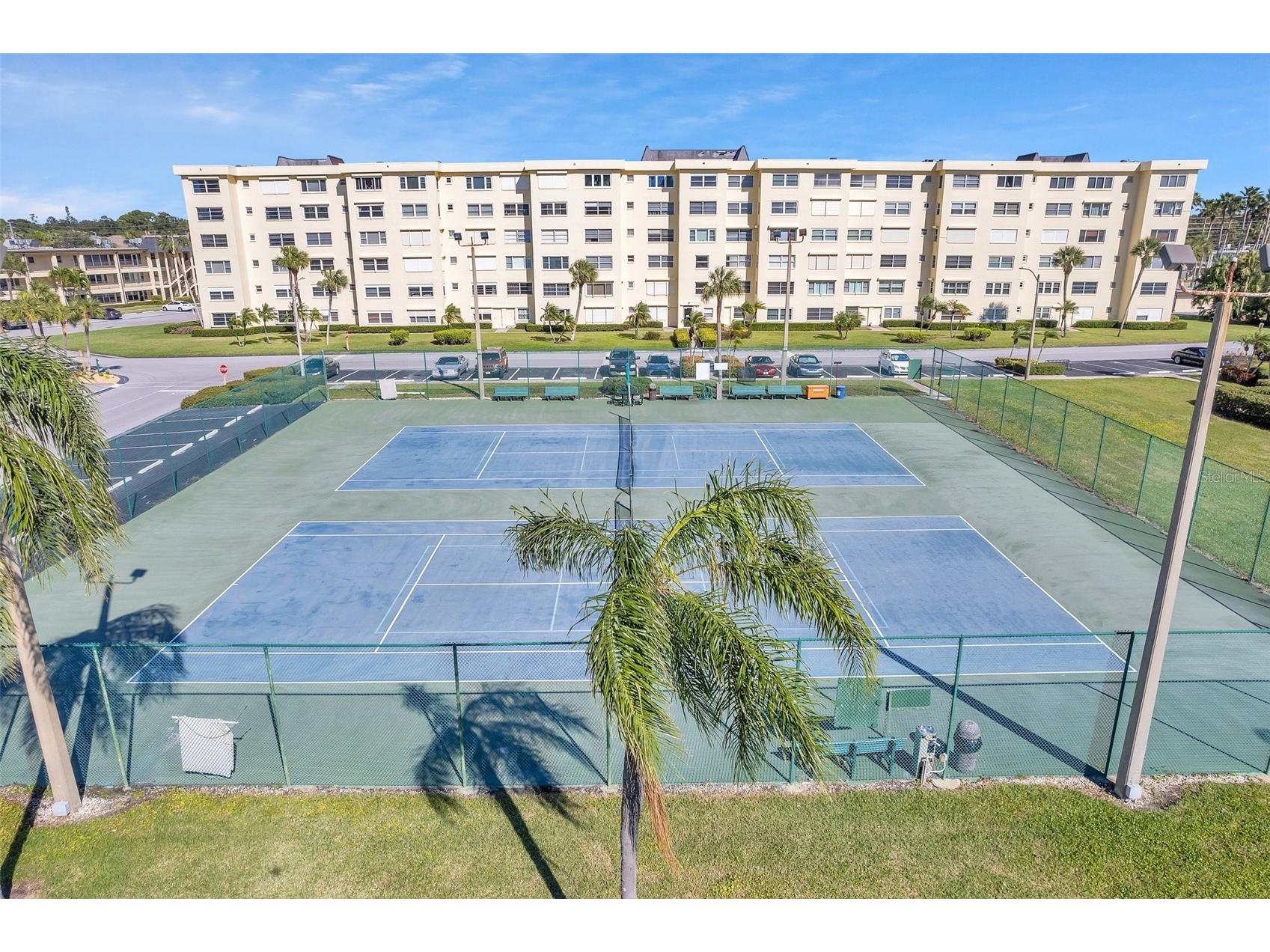 4775 Cove Cir Circle N #104 Saint Petersburg FL 33708 TB8501136 image44