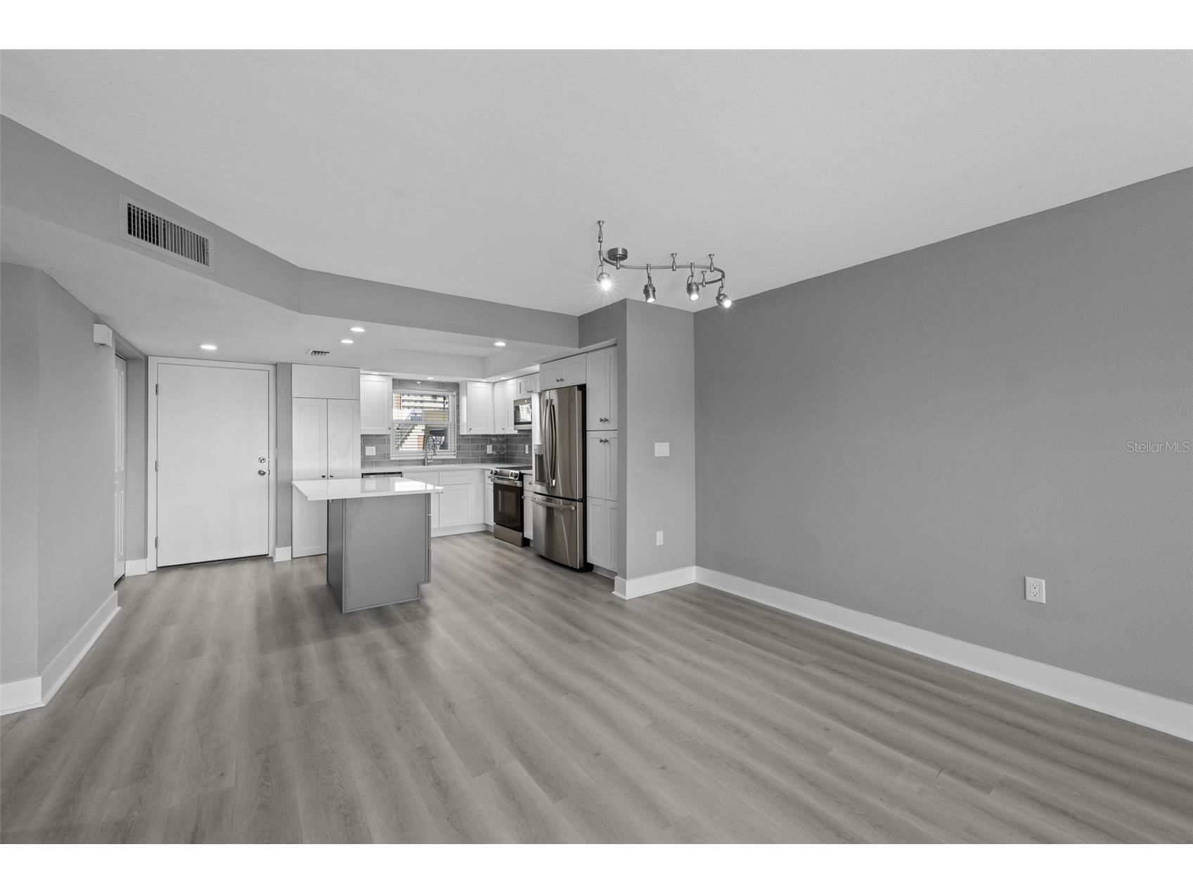 4775 Cove Circle #103 Saint Petersburg FL 33708 - BOCA CIEGA BAY O6398514 image10