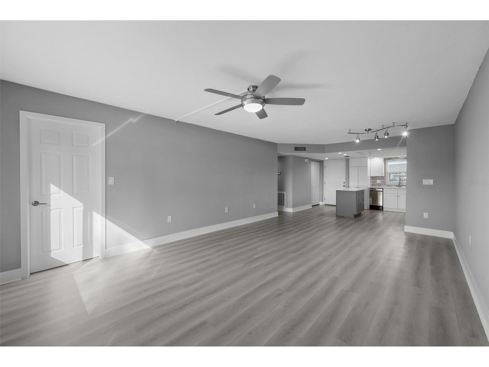 4775 Cove Circle #103 Saint Petersburg FL 33708 - BOCA CIEGA BAY O6398514 image11