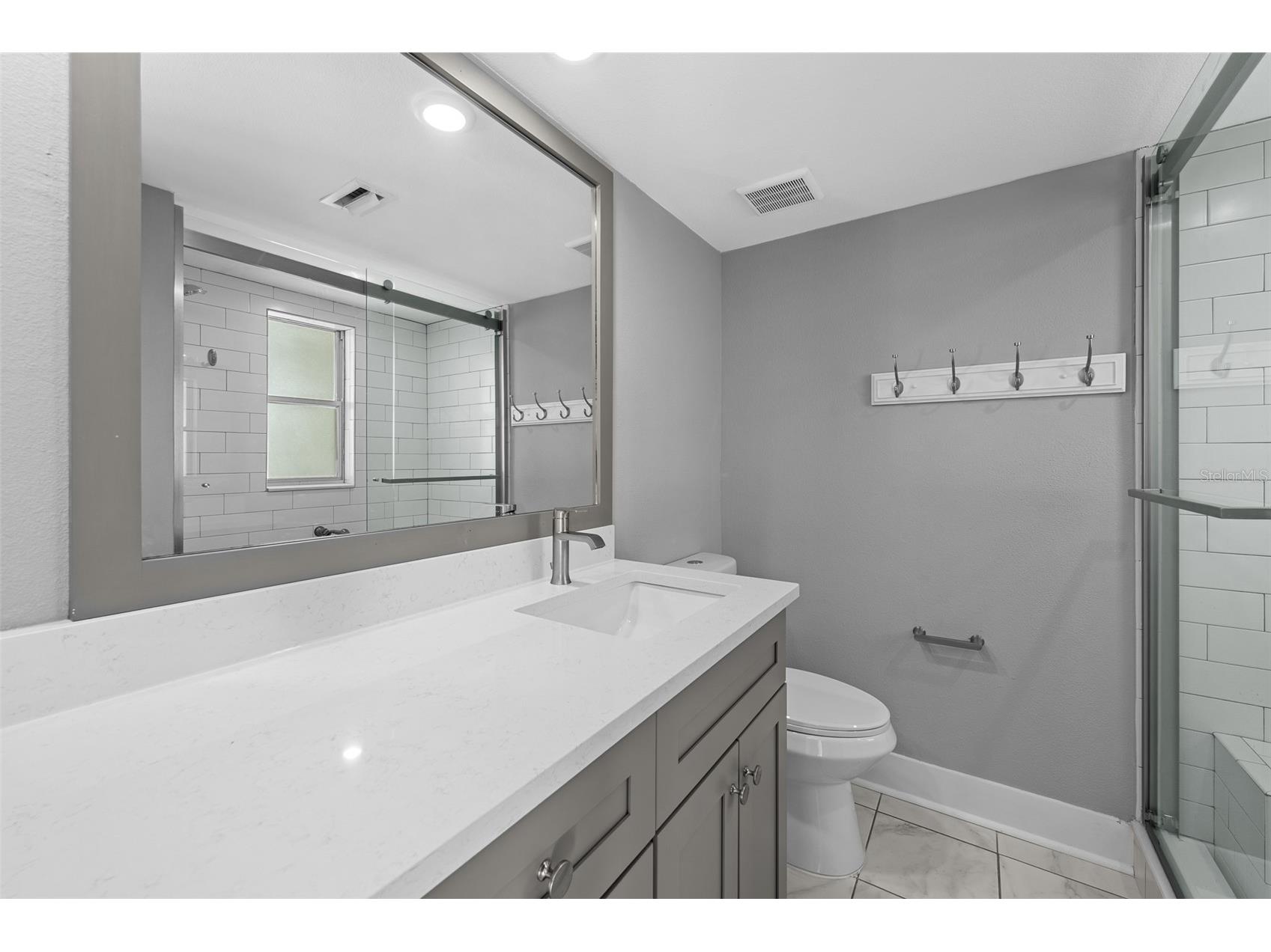 4775 Cove Circle #103 Saint Petersburg FL 33708 - BOCA CIEGA BAY O6398514 image27