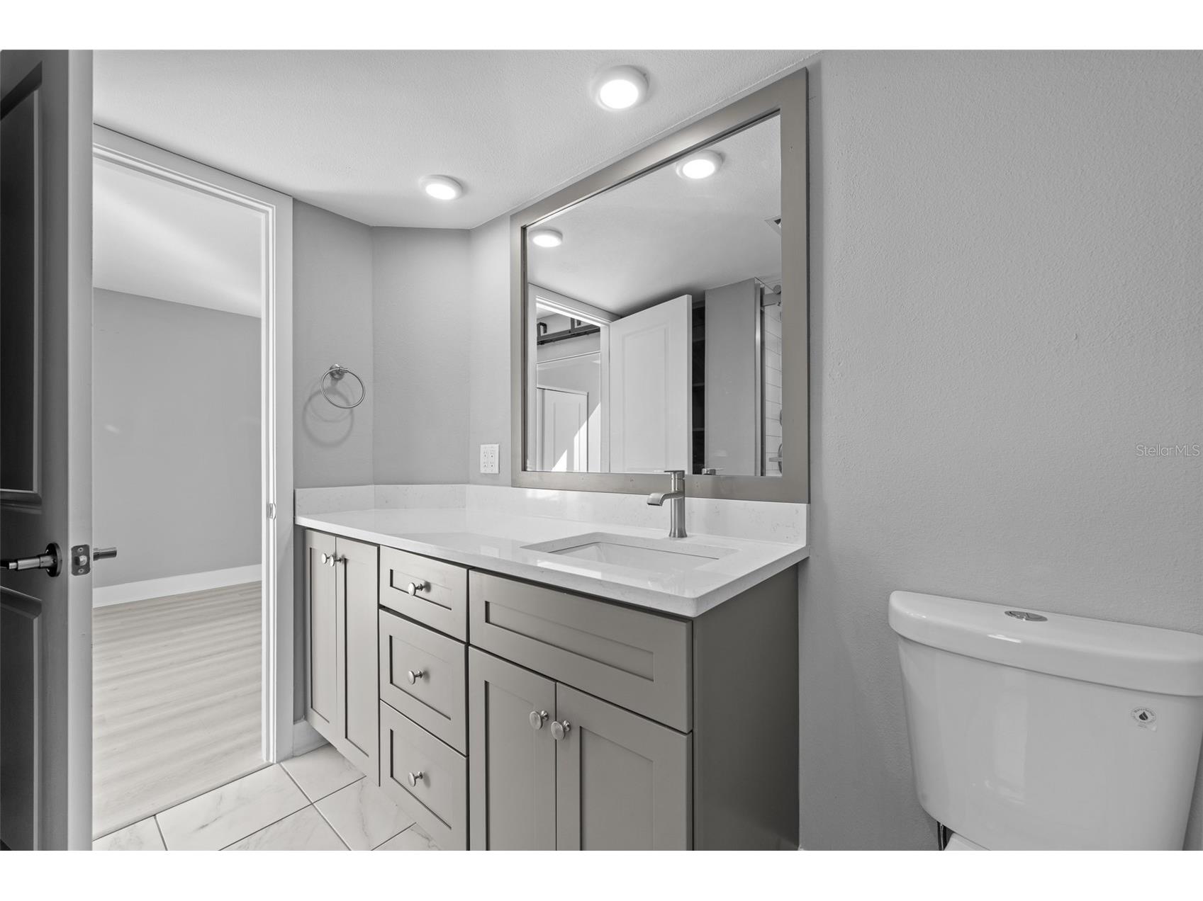 4775 Cove Circle #103 Saint Petersburg FL 33708 - BOCA CIEGA BAY O6398514 image28