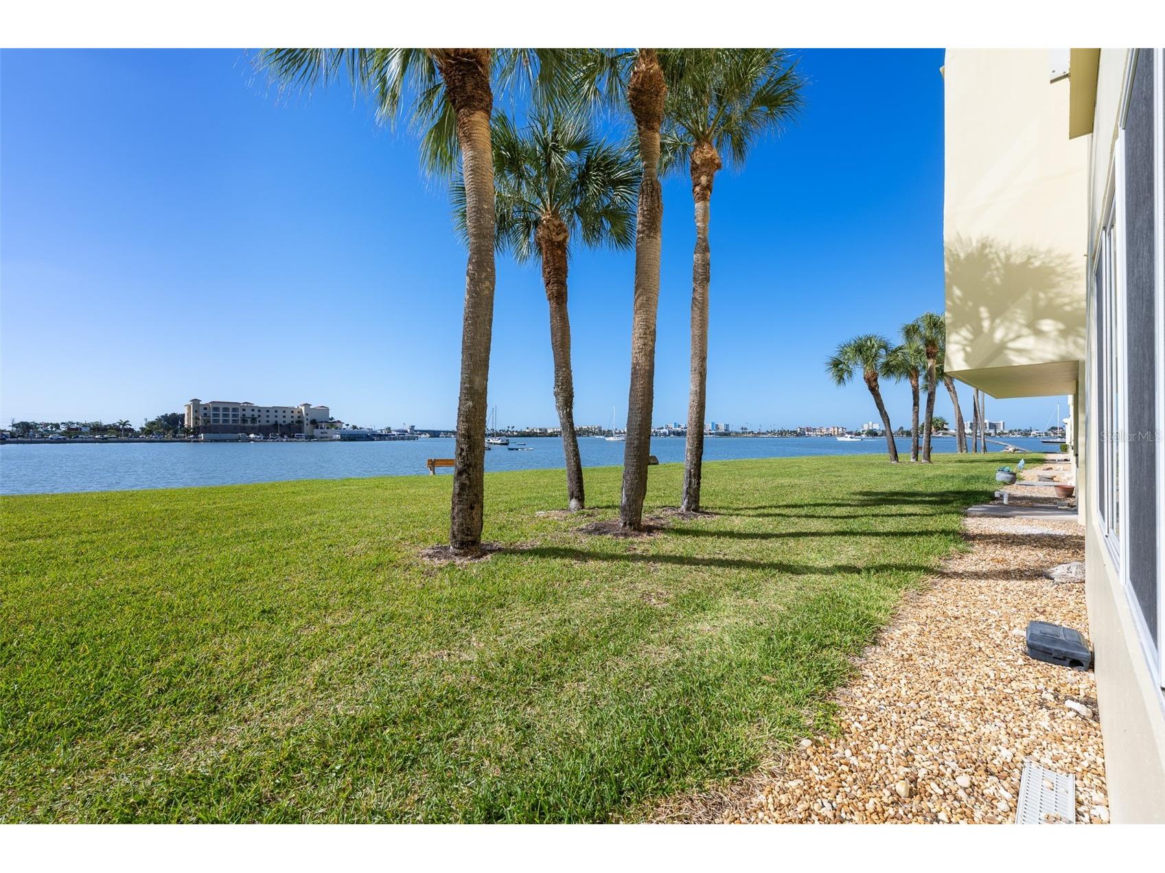 4775 Cove Circle #103 Saint Petersburg FL 33708 - BOCA CIEGA BAY O6398514 image32