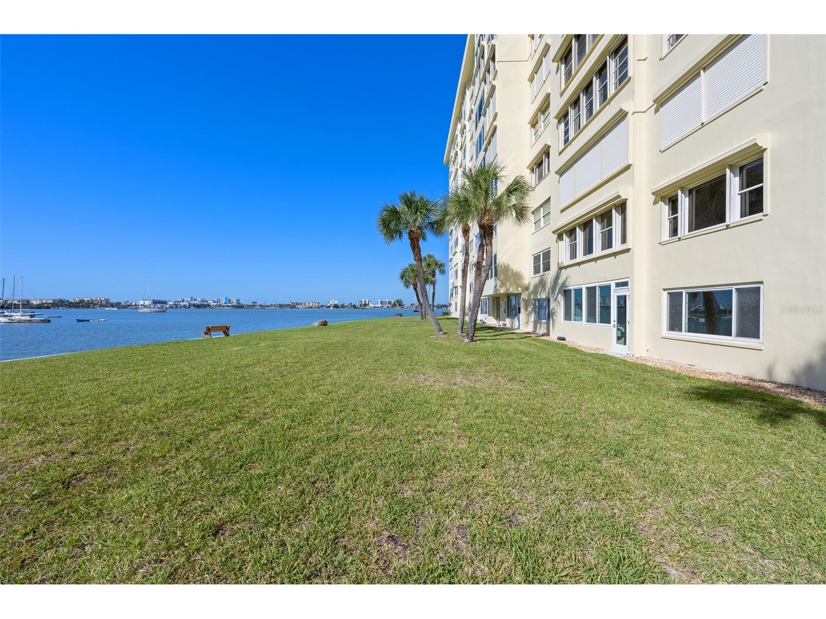4775 Cove Circle #103 Saint Petersburg FL 33708 - BOCA CIEGA BAY O6398514 image33
