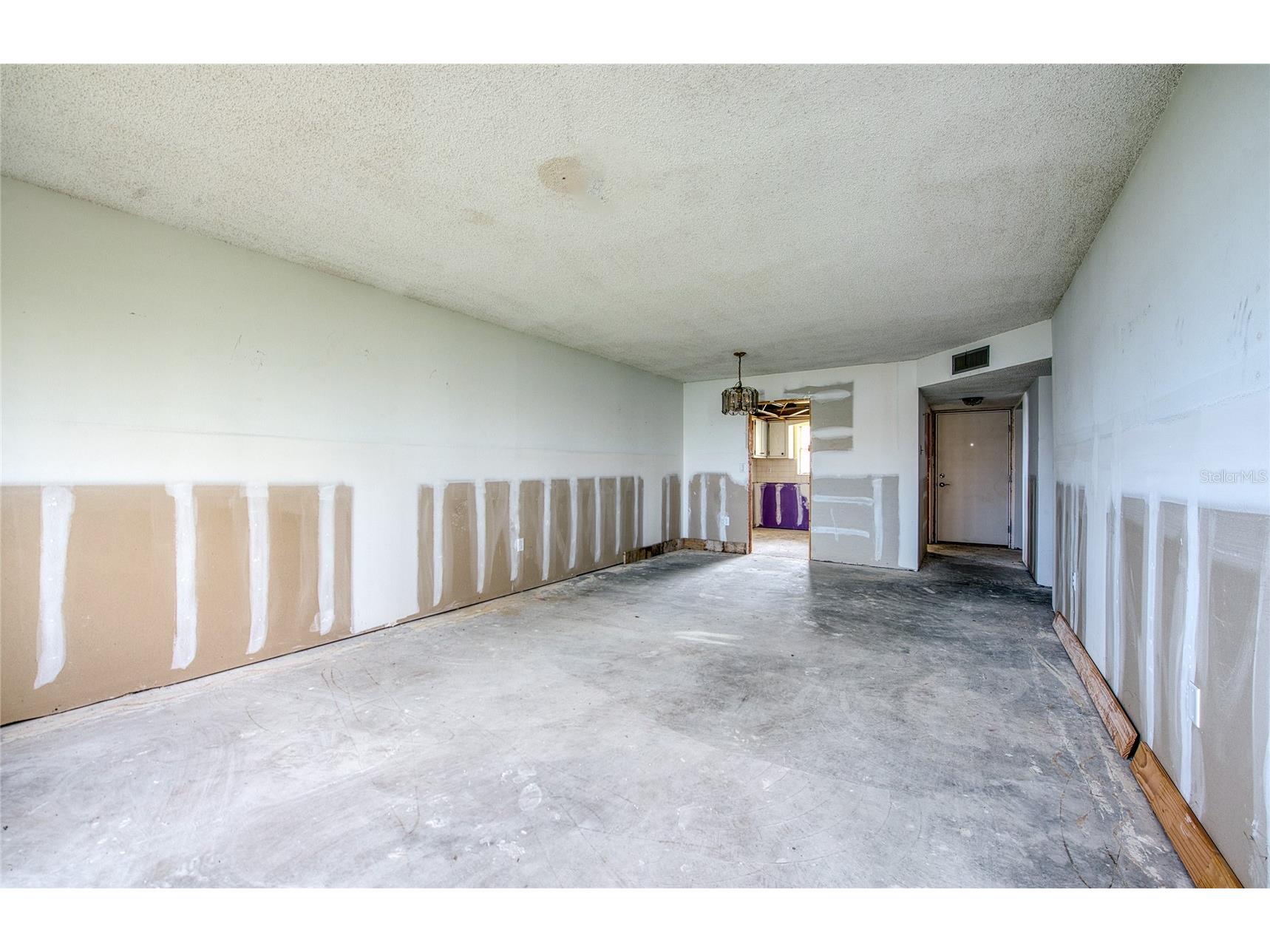 4775 Cove Circle #106 Saint Petersburg FL 33708 TB8496250 image15