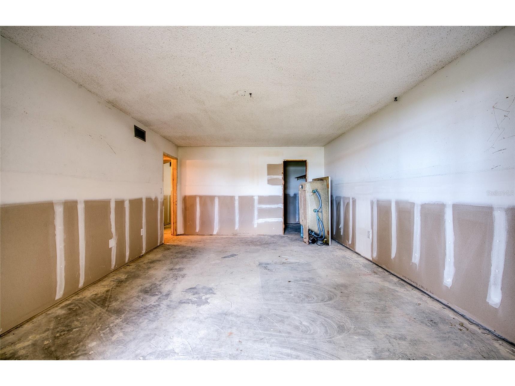 4775 Cove Circle #106 Saint Petersburg FL 33708 TB8496250 image27