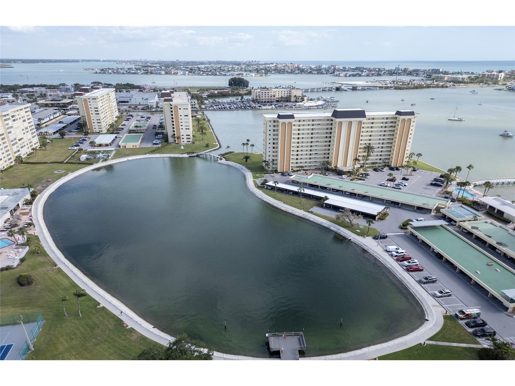 4775 Cove Circle #106 Saint Petersburg FL 33708 TB8496250 image33